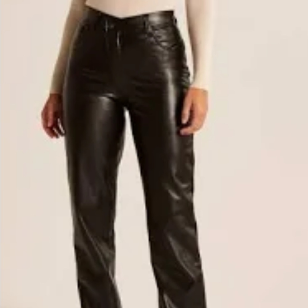 ABERCROMBIE CURVE LOVE CRISS CROSS LEATHER PANTS!